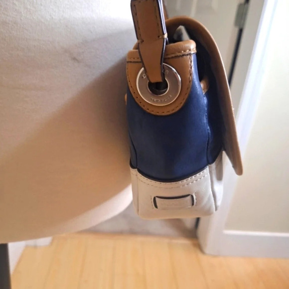 Coach colorblock  small leather crossbody bag - Picture 3 of 16